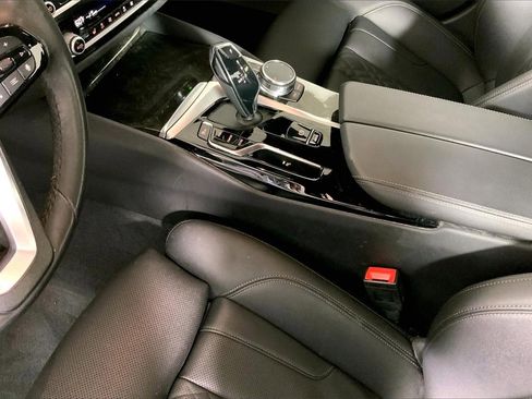 Used 2022 BMW 540i 540i w/ Premium Package image 17