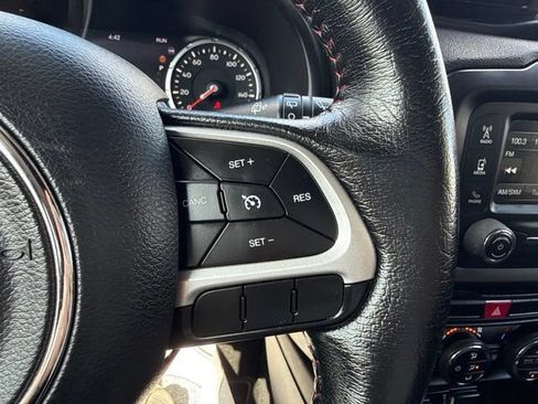 Used 2015 Jeep Renegade Trailhawk w/ Popular Equipment Group AWD/4WD image 22