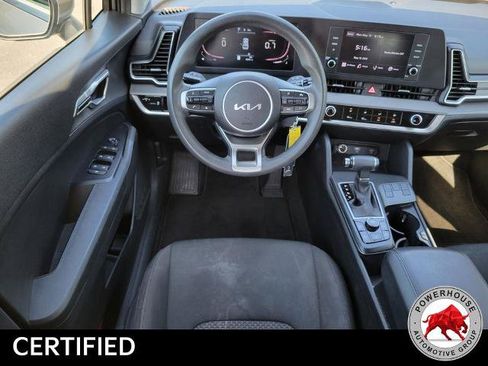Used 2023 Kia Sportage LX FWD image 17