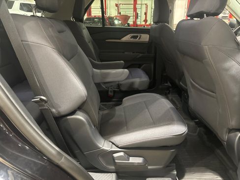 Used 2026 Ford Explorer Active RWD image 53