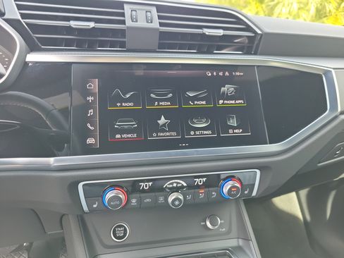 Used 2025 Audi Q3 2.0T Premium w/ Convenience Package image 20