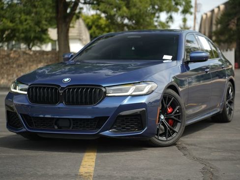 Used 2022 BMW M550i xDrive w/ Dynamic Handling Package AWD/4WD image 1