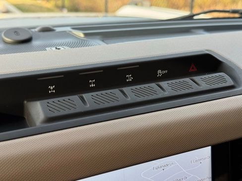 Used 2022 Ford Bronco Wildtrak image 22