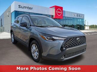 Used 2025 Toyota Corolla Cross LE w/ Moonroof Package video 1