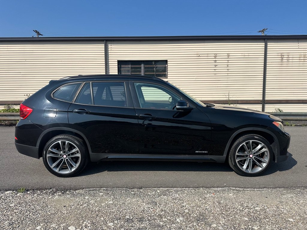 Used 2013 BMW X1 sDrive28i RWD image 3