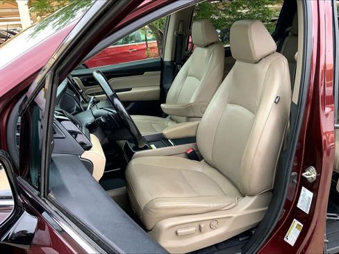 Used 2019 Honda Odyssey Elite image 8