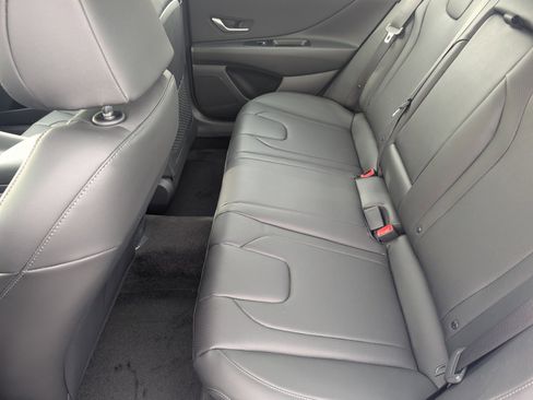 New 2026 Hyundai Elantra Limited image 11