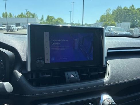 Used 2023 Toyota RAV4 XLE FWD image 11