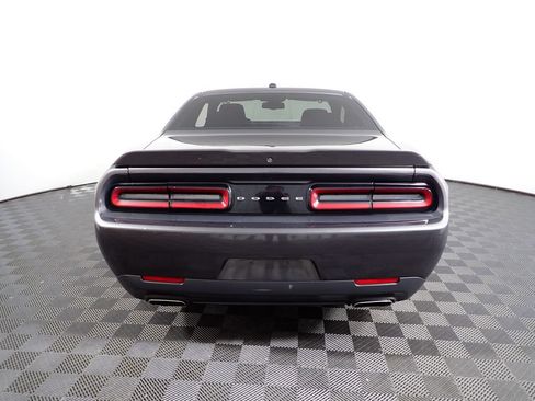 Used 2019 Dodge Challenger SXT RWD image 12