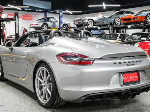 Used 2016 Porsche Boxster Spyder image 6