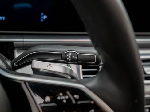 Used 2025 Mercedes-Benz GLE 350 4MATIC image 22