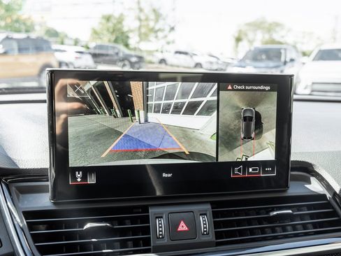 Used 2023 Audi SQ5 Premium Plus image 9