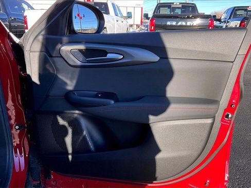 Certified 2024 Dodge Hornet R/T image 19