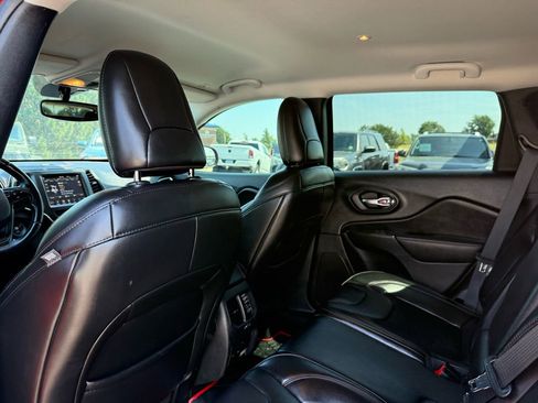 Used 2019 Jeep Cherokee Trailhawk w/ Trailer Tow Group image 19