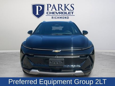 Used 2025 Chevrolet Equinox EV LT FWD image 2