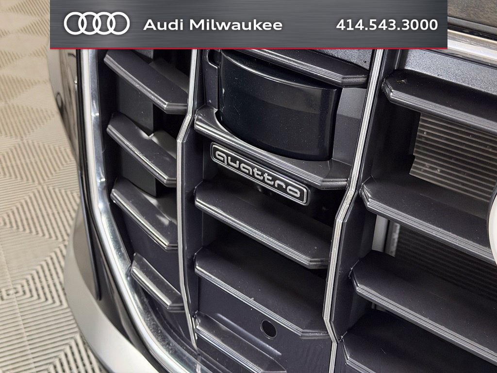 Used 2023 Audi Q8 Premium Plus w/ Premium Plus Package AWD/4WD image 15