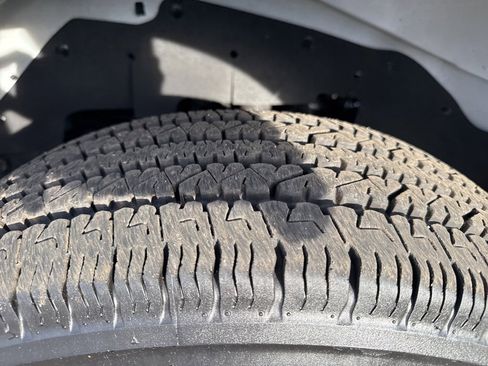 Used 2024 GMC Savana 2500 w/ Driver Convenience Package image 28