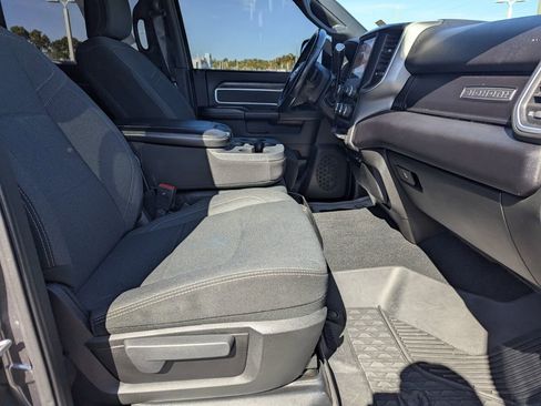 Used 2022 RAM 2500 Big Horn w/ Night Edition image 10