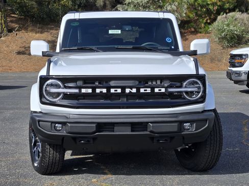 New 2026 Ford Bronco Outer Banks AWD/4WD image 3