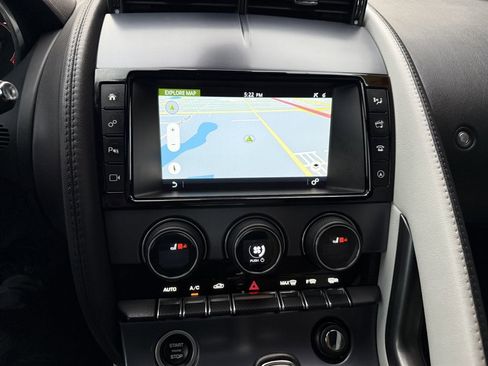 Used 2018 Jaguar F-TYPE Coupe image 23