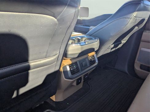 Used 2021 Ford F150 Lariat image 16