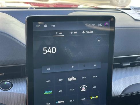 Certified 2022 Ford Mustang Mach-E Select w/ Comfort/Technology Package image 11