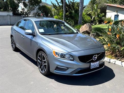 Used 2018 Volvo S60 T5 Dynamic w/ Vision Package image 4