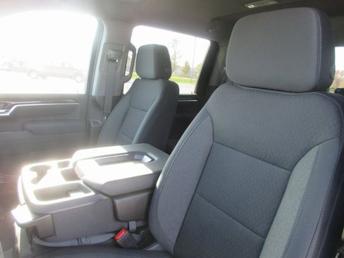 New 2026 GMC Sierra 3500 SLE image 14