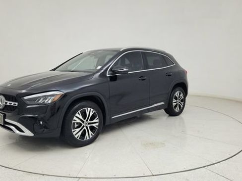 Used 2025 Mercedes-Benz GLA 250 image 4