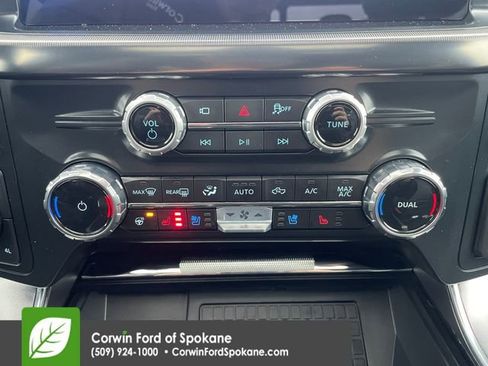 Used 2025 Ford F150 Platinum image 33