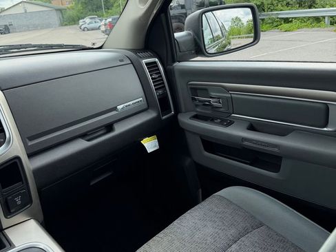 Used 2017 RAM 1500 Big Horn AWD/4WD image 14