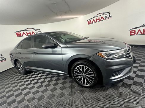 Used 2020 Volkswagen Jetta SE FWD image 12
