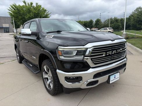 Used 2021 RAM 1500 Laramie AWD/4WD image 2