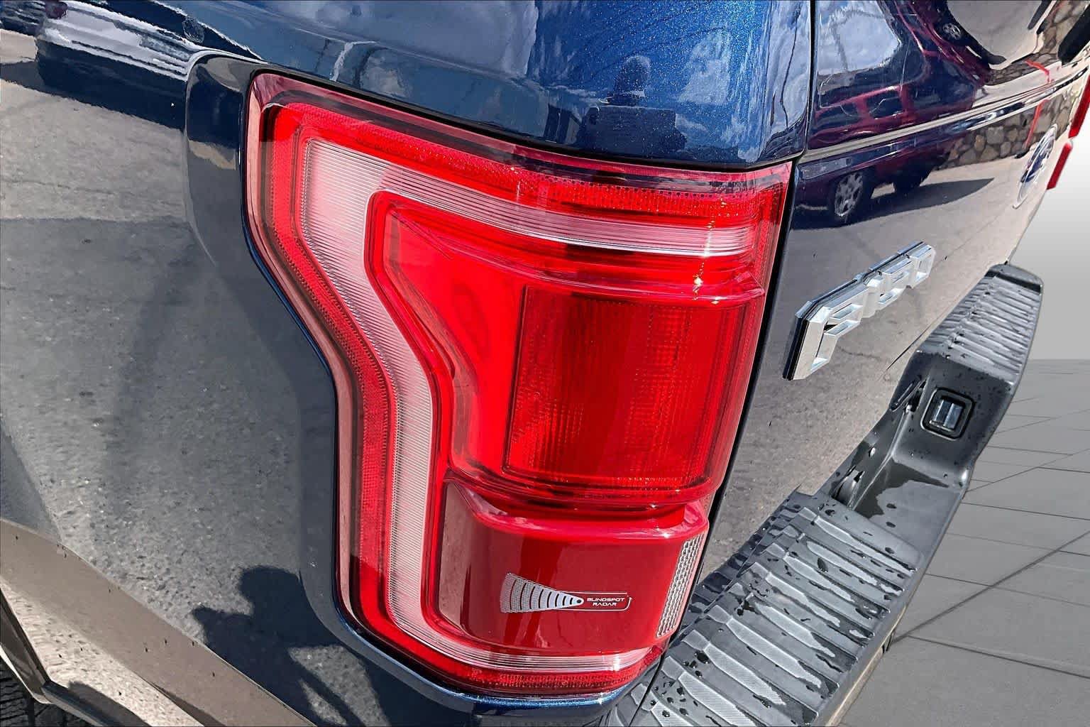 Used 2015 Ford F150 Lariat w/ Equipment Group 501A Mid RWD image 28