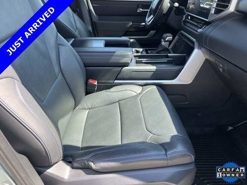 Used 2025 Toyota Sequoia Platinum AWD/4WD image 24