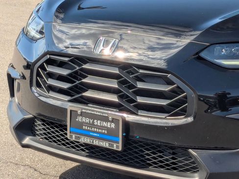 Used 2024 Honda HR-V Sport image 11