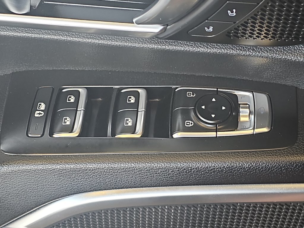 Used 2021 Kia Telluride SX w/ Nightfall Edition Package AWD/4WD image 32