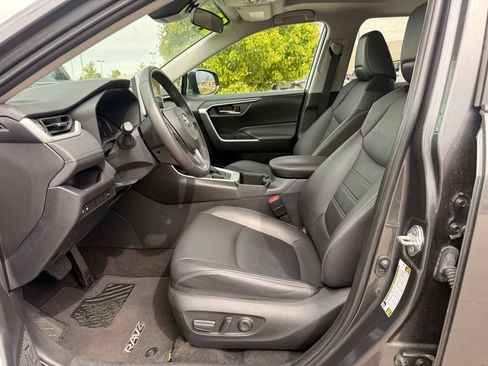 Used 2023 Toyota RAV4 XLE Premium AWD/4WD image 12