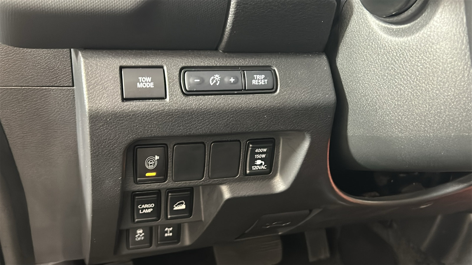 Used 2024 Nissan Frontier PRO-4X w/ Pro Premium Package AWD/4WD image 24