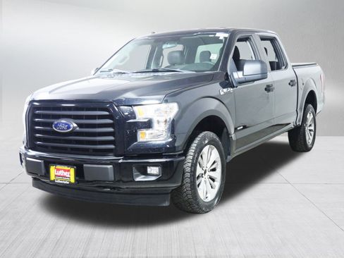 Used 2017 Ford F150 XL w/ Equipment Group 101A Mid image 3