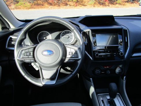 Used 2021 Subaru Forester Premium image 7