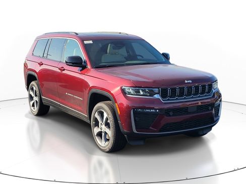 New 2026 Jeep Grand Cherokee L Limited AWD/4WD image 2