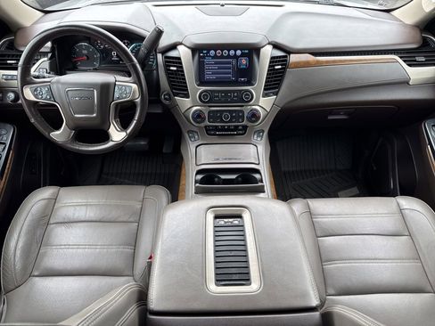 Used 2020 GMC Yukon XL Denali w/ Denali Ultimate Package image 31