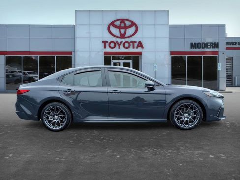 Certified 2025 Toyota Camry XSE image 7