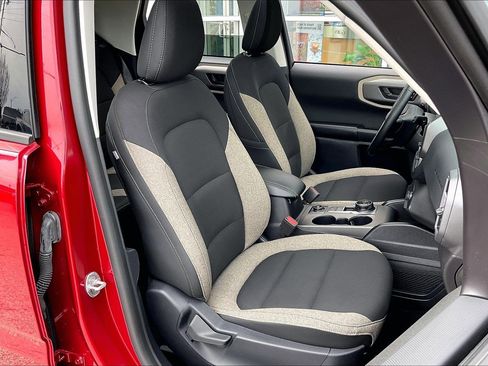 Used 2025 Ford Bronco Sport Big Bend w/ Convenience Package image 7