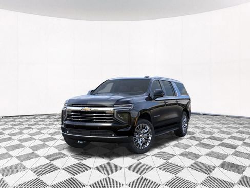 New 2026 Chevrolet Suburban LT w/ Comfort Package AWD/4WD image 2