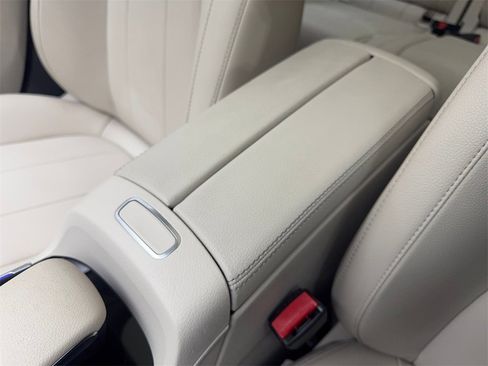 Used 2023 Mercedes-Benz EQB 300 4MATIC image 68