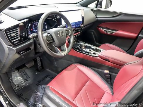 Used 2023 Lexus NX 350 AWD image 11