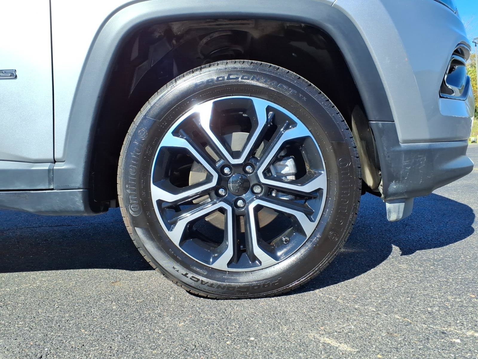 Certified 2022 Jeep Compass Limited AWD/4WD image 9