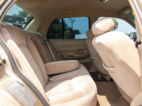 Used 1999 Ford Crown Victoria LX RWD image 20